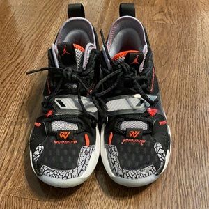 Boys nike air Jordan basketball shoes